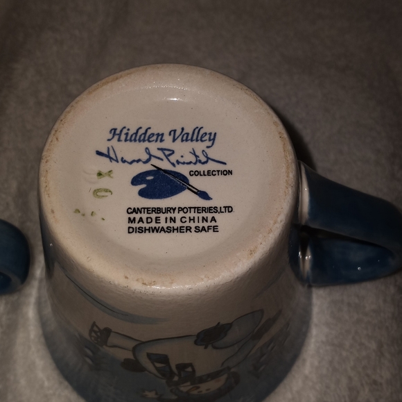 Twin Snowman Mugs - Picture 3 of 6